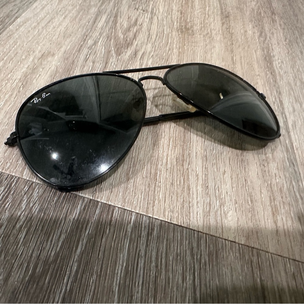 Ray-Ban Dark Aviator Sunglasses - Picture 2 of 2